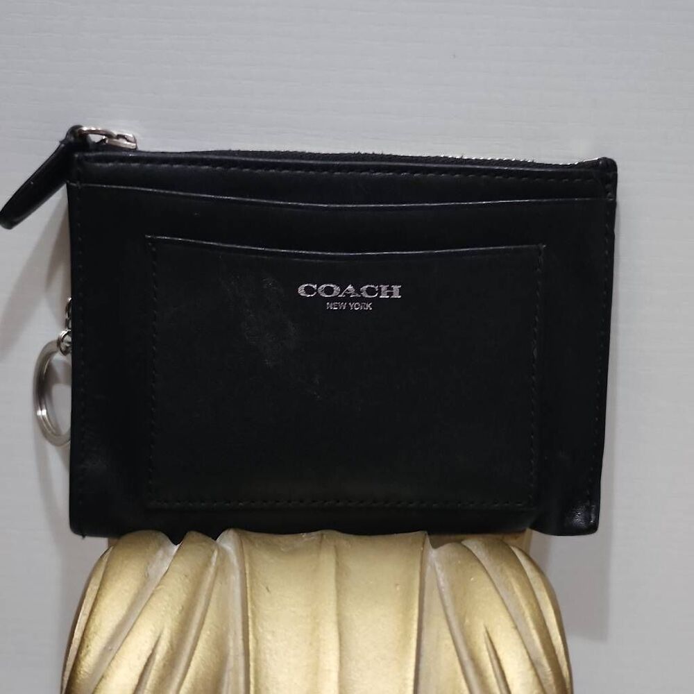 Coach Leather Coin Purse with Key Chain/Ring.